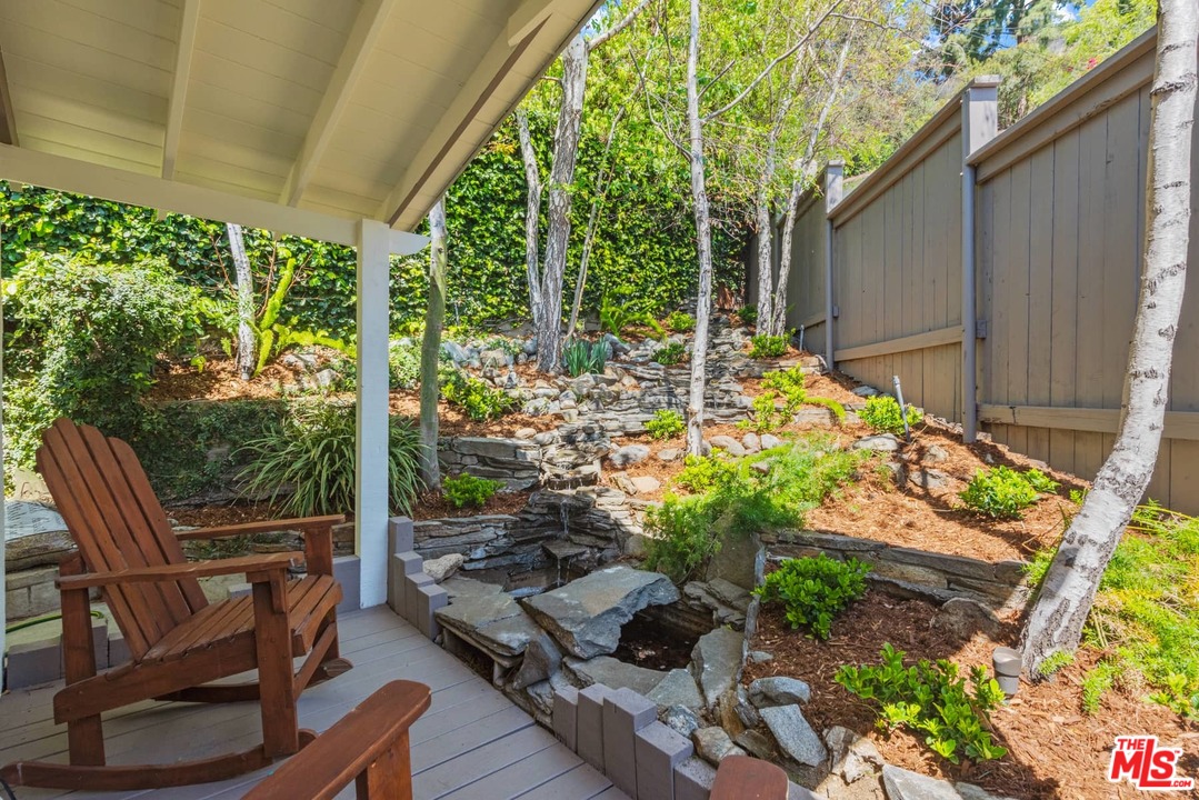 8524 Ridpath Drive Los Angeles, CA 90046 - Photo 8 of 51 Gallery Image 8