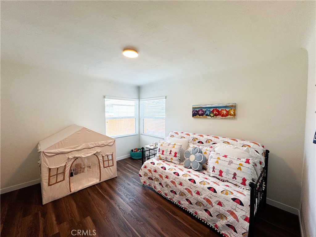 2817 Easy Avenue Long Beach, CA 90810 - Photo 17 of 33