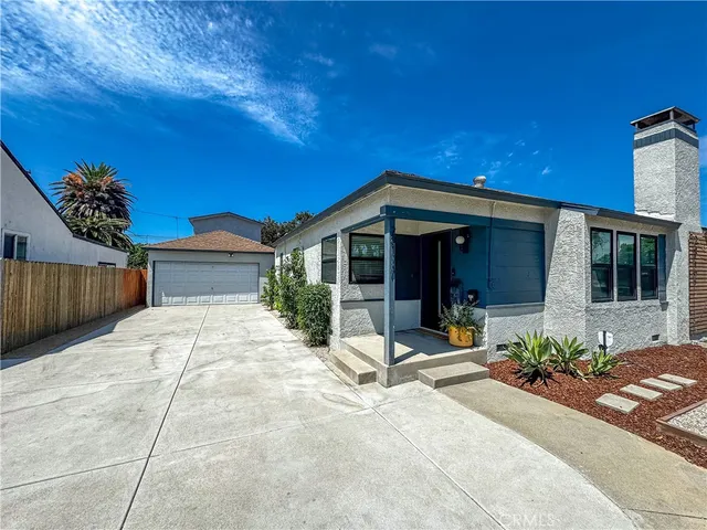 $977,000 | 2817 Easy Avenue, Long Beach, CA 90810