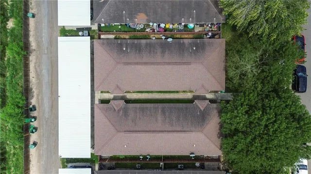 a view of a yard with patio