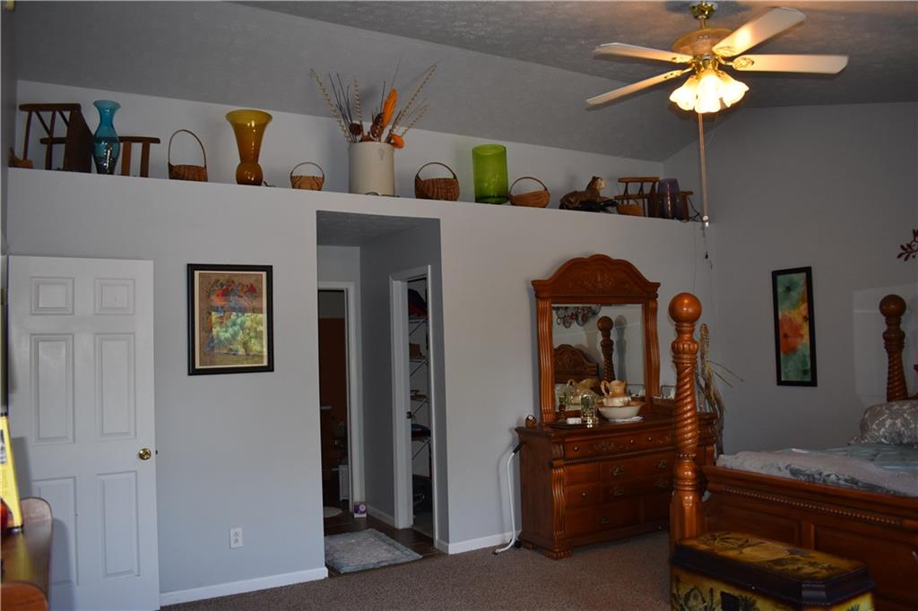 1189 Oak Leaf Road Franklin, IN 46131 - Photo 8 of 19
