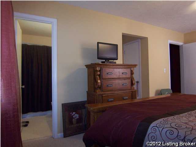 7302 Bluffington Road Louisville, KY 40291 - Photo 15 of 23 Additional Photo