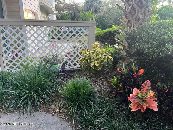 $2,600 | 323 Sand Castle Way, Neptune Beach, FL 32266