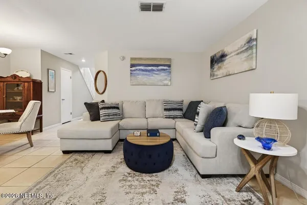 $2,600 | 323 Sand Castle Way, Neptune Beach, FL 32266