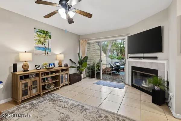 $2,600 | 323 Sand Castle Way, Neptune Beach, FL 32266