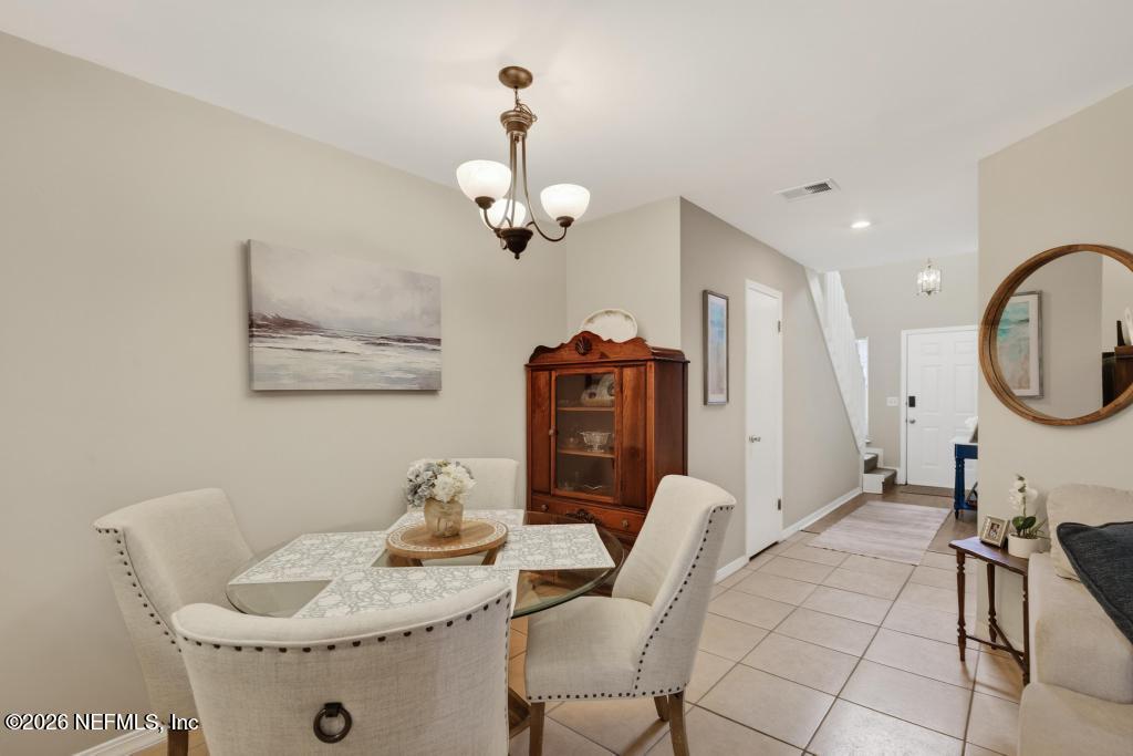 323 Sand Castle Way Neptune Beach, FL 32266 - Photo 8 of 34 Dining area