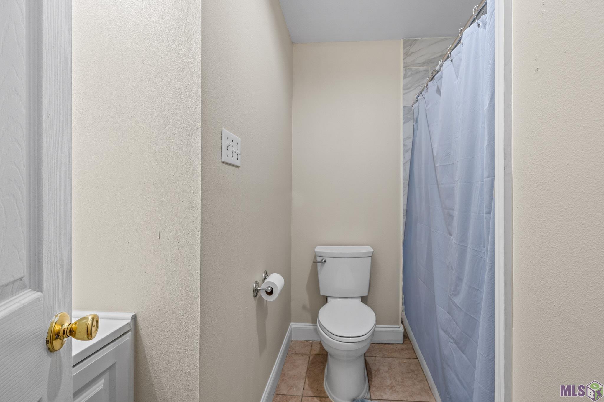 1028 Hammond Manor Drive Baton Rouge, LA 70816 - Photo 17 of 19