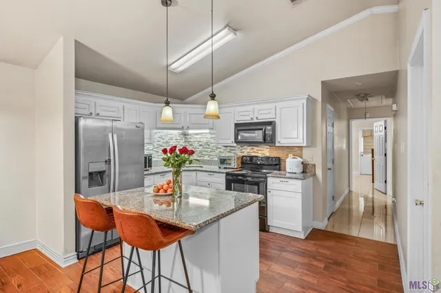 $175,000 | 1028 Hammond Manor Drive, Baton Rouge, LA 70816