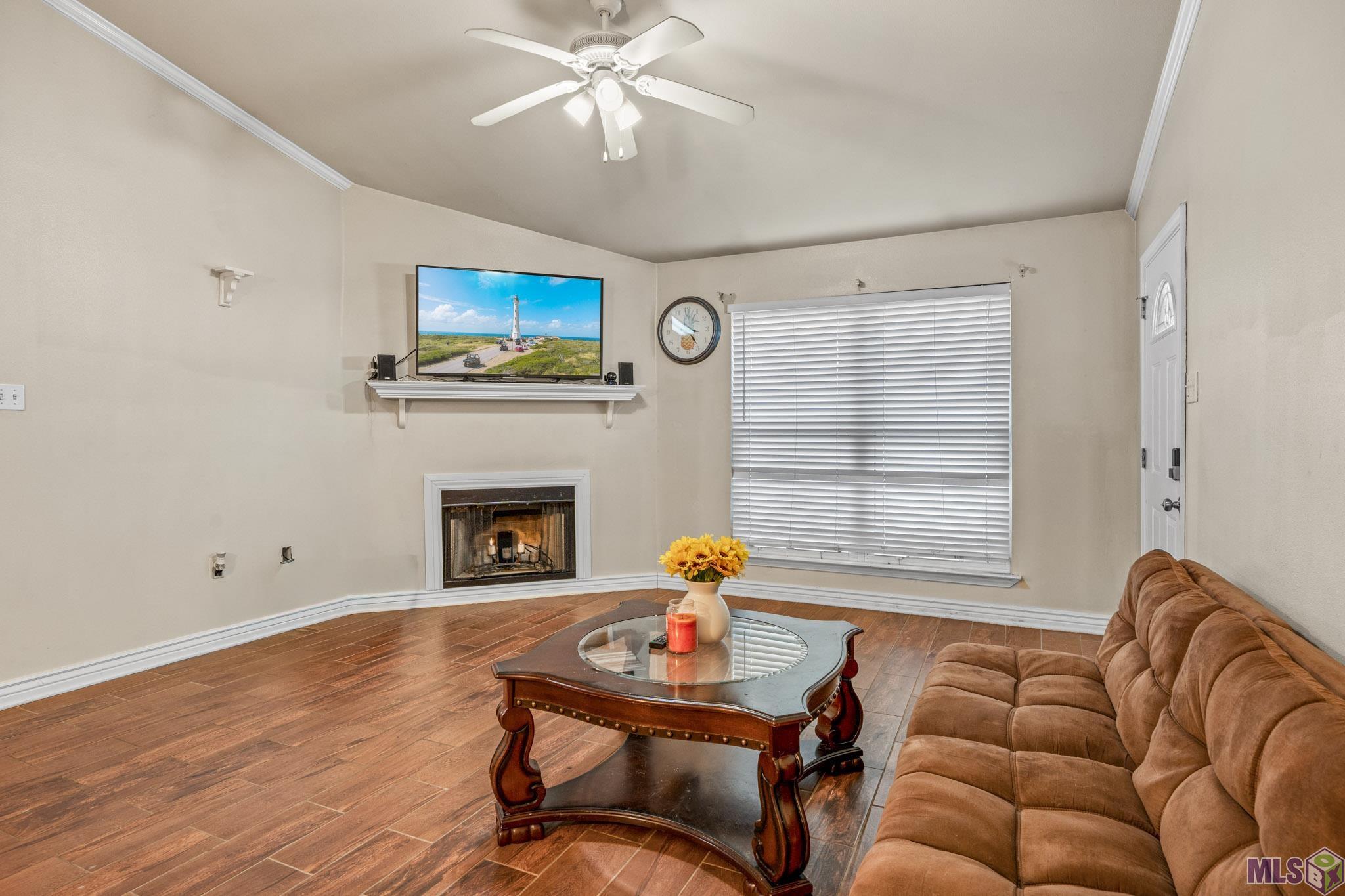 1028 Hammond Manor Drive Baton Rouge, LA 70816 - Photo 8 of 19