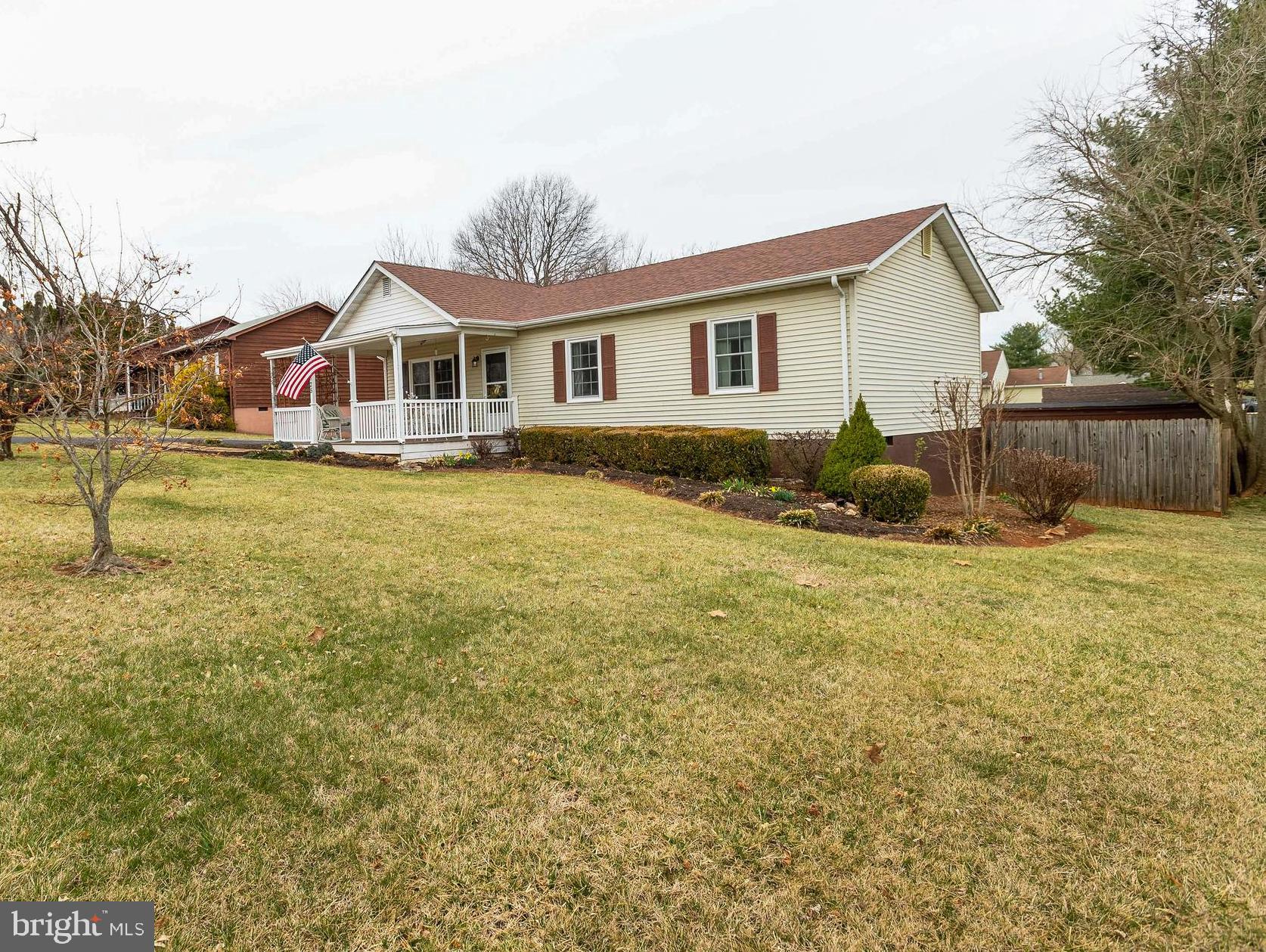 625 Azalea Street Culpeper, VA 22701 - Photo 3 of 24