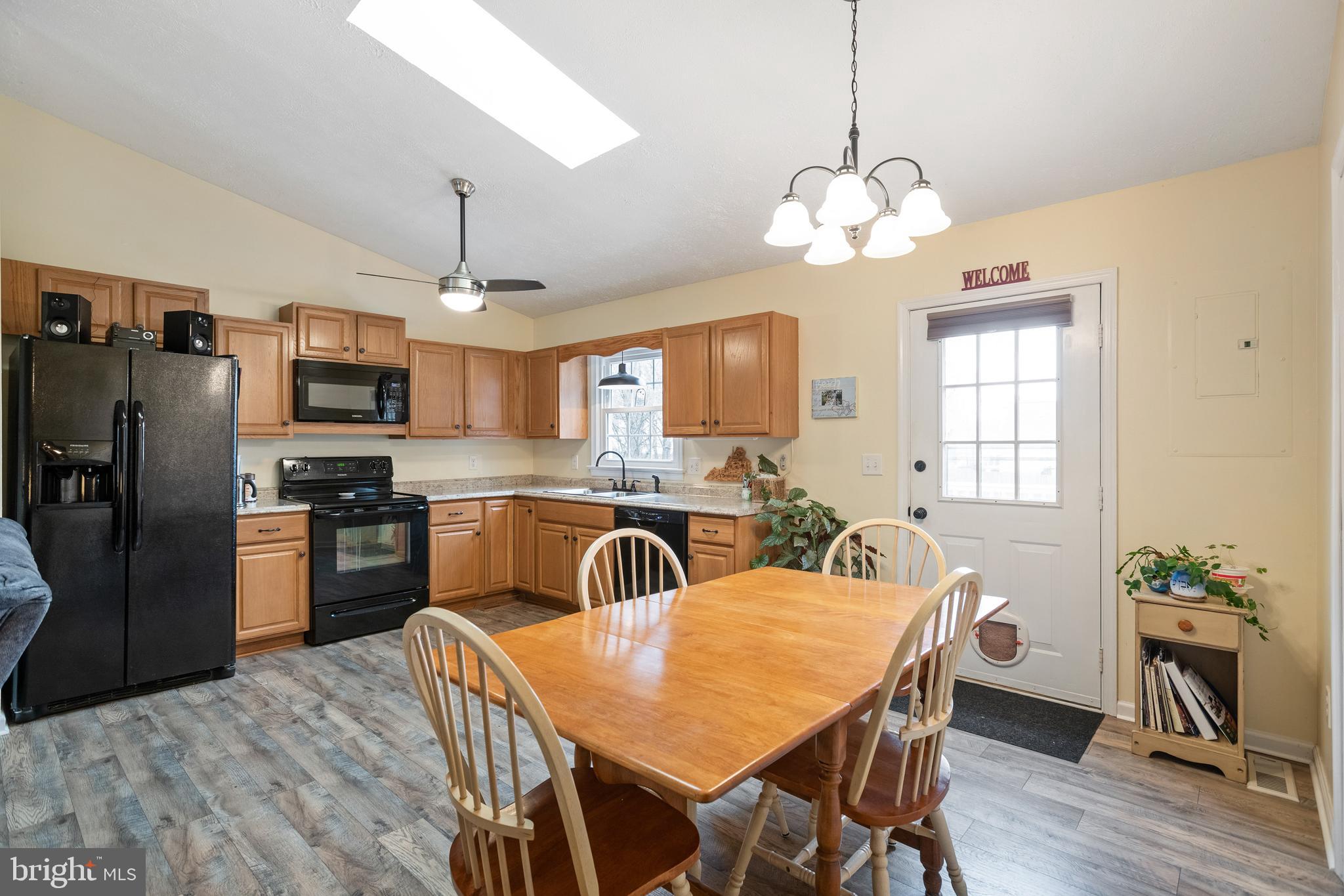 625 Azalea Street Culpeper, VA 22701 - Photo 5 of 24 Kitchen