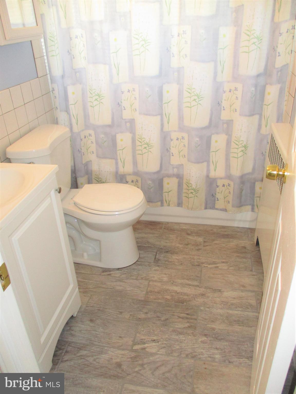 30 Cotton Road Levittown, PA 19057 - Photo 14 of 25 Updated Full Bathroom