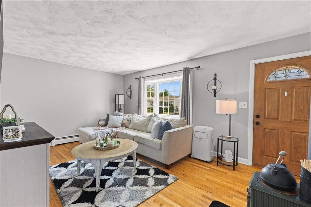 64 Midland Road Somerset, MA 02726 - Photo 8 of 34 Gallery Image 8