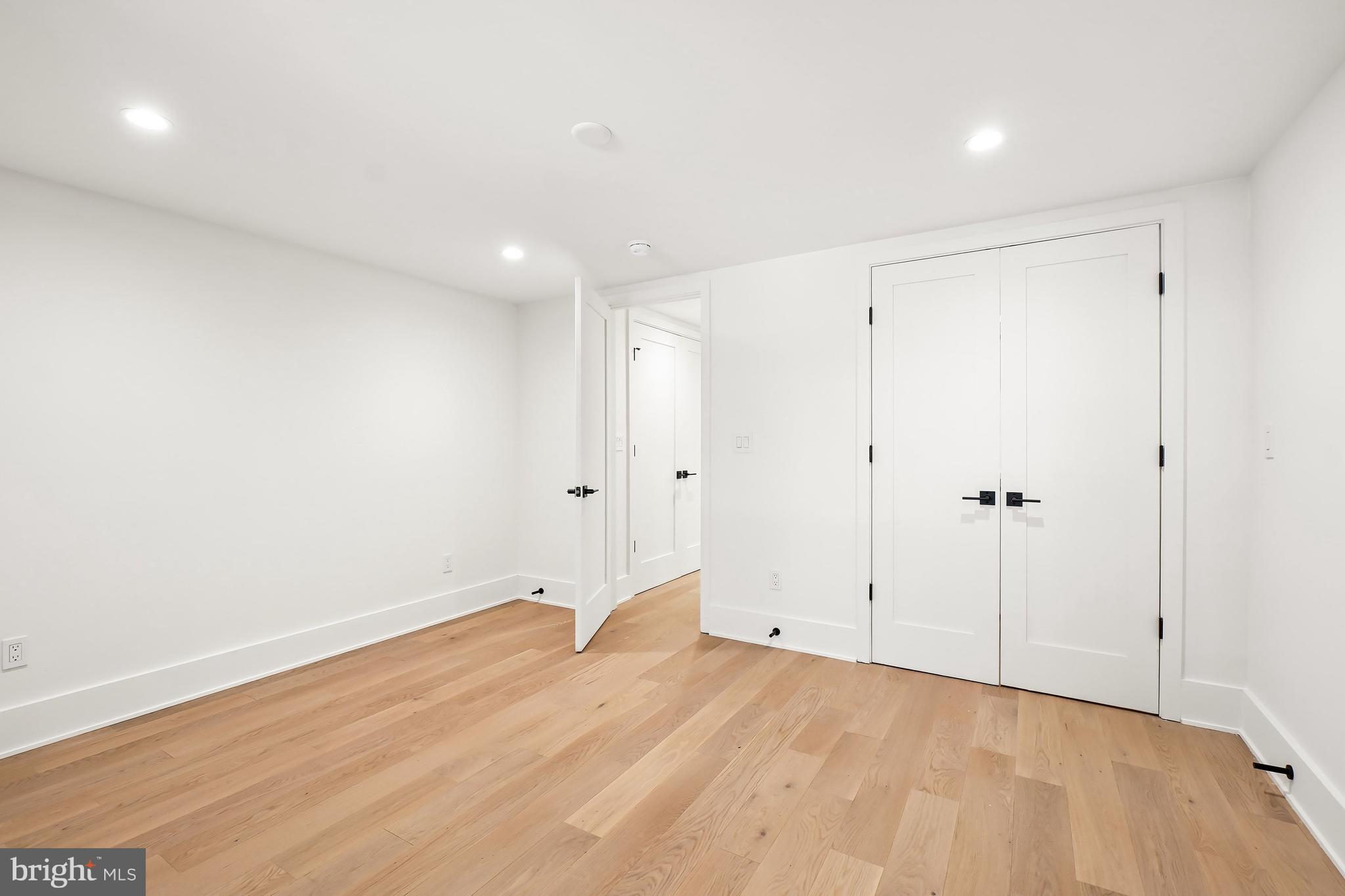 2026 37th Street Northwest Washington, DC 20007 - Photo 32 of 45