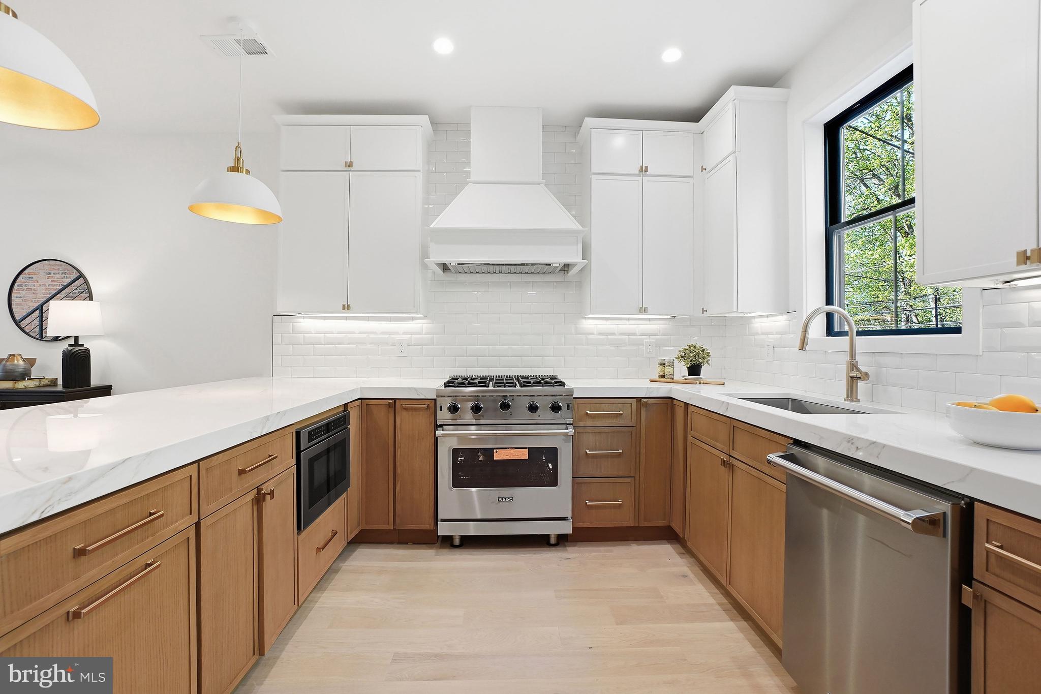 2026 37th Street Northwest Washington, DC 20007 - Photo 10 of 45