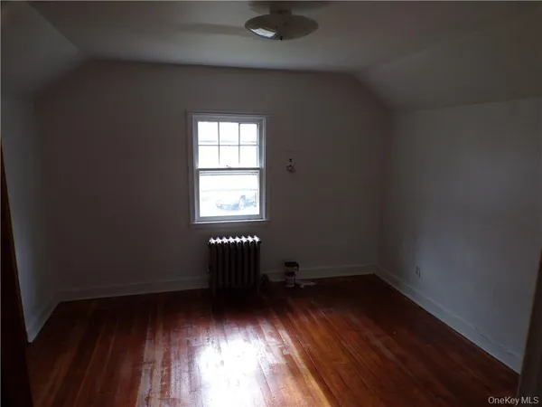 $2,250 | 2 Mertes Lane, New Windsor, NY 12553