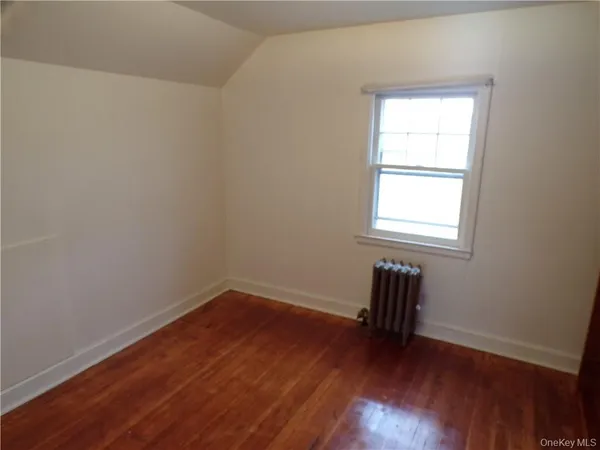 $2,250 | 2 Mertes Lane, New Windsor, NY 12553