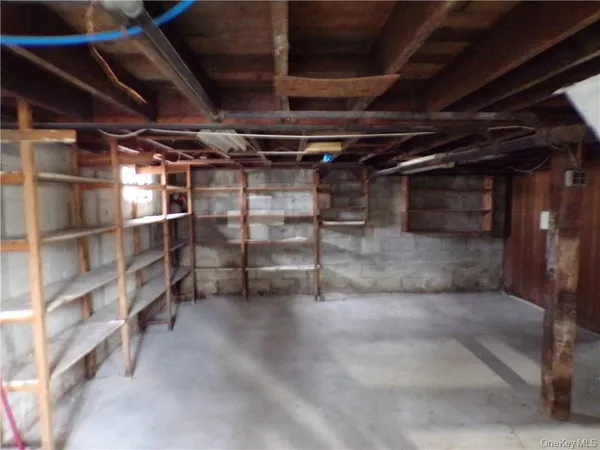 $2,250 | 2 Mertes Lane, New Windsor, NY 12553