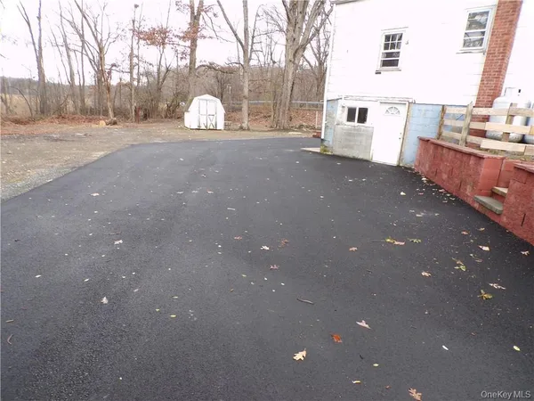 $2,250 | 2 Mertes Lane, New Windsor, NY 12553