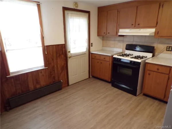 $2,250 | 2 Mertes Lane, New Windsor, NY 12553