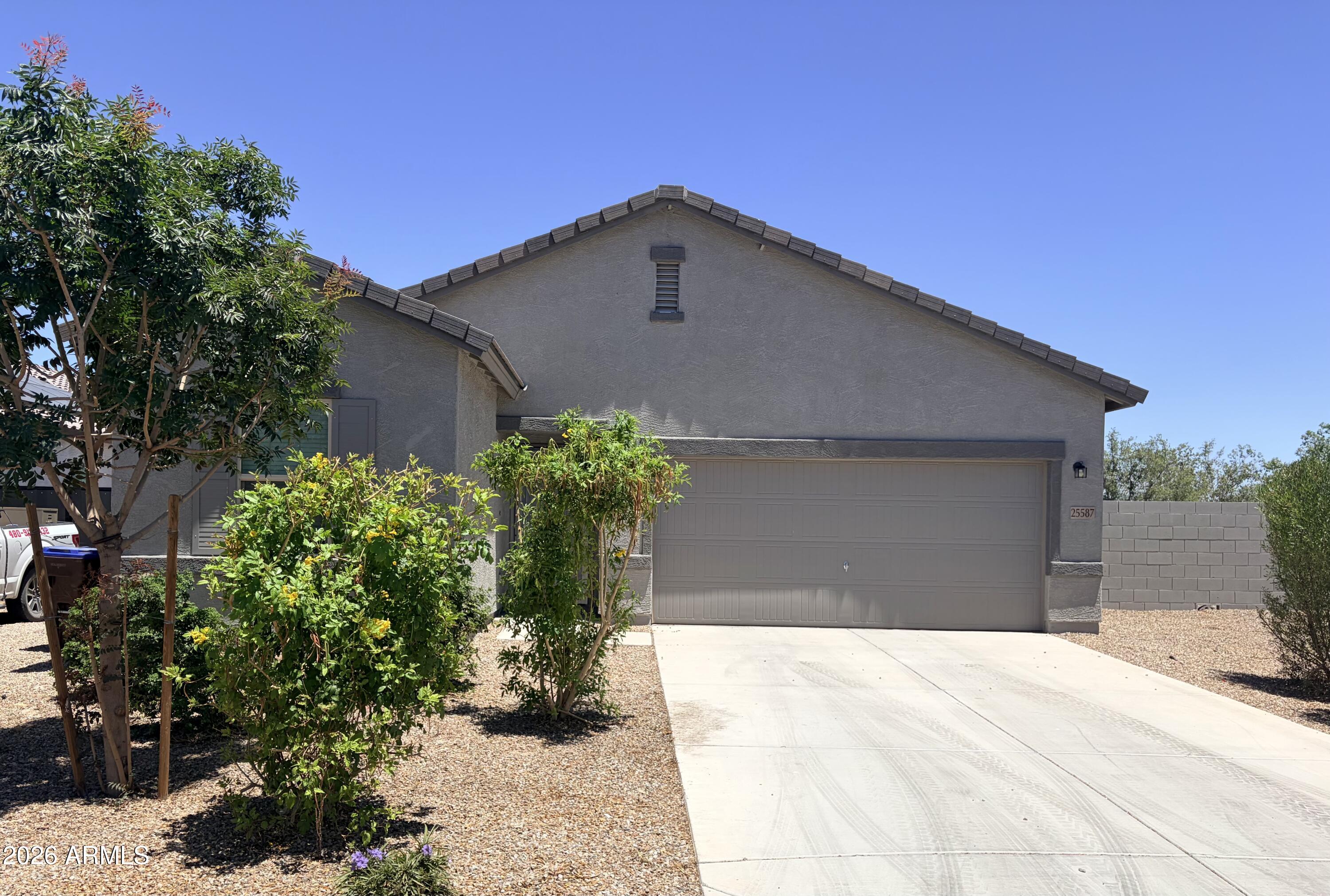 25587 North Boreas Road Florence, AZ 85132 - Photo 2 of 25