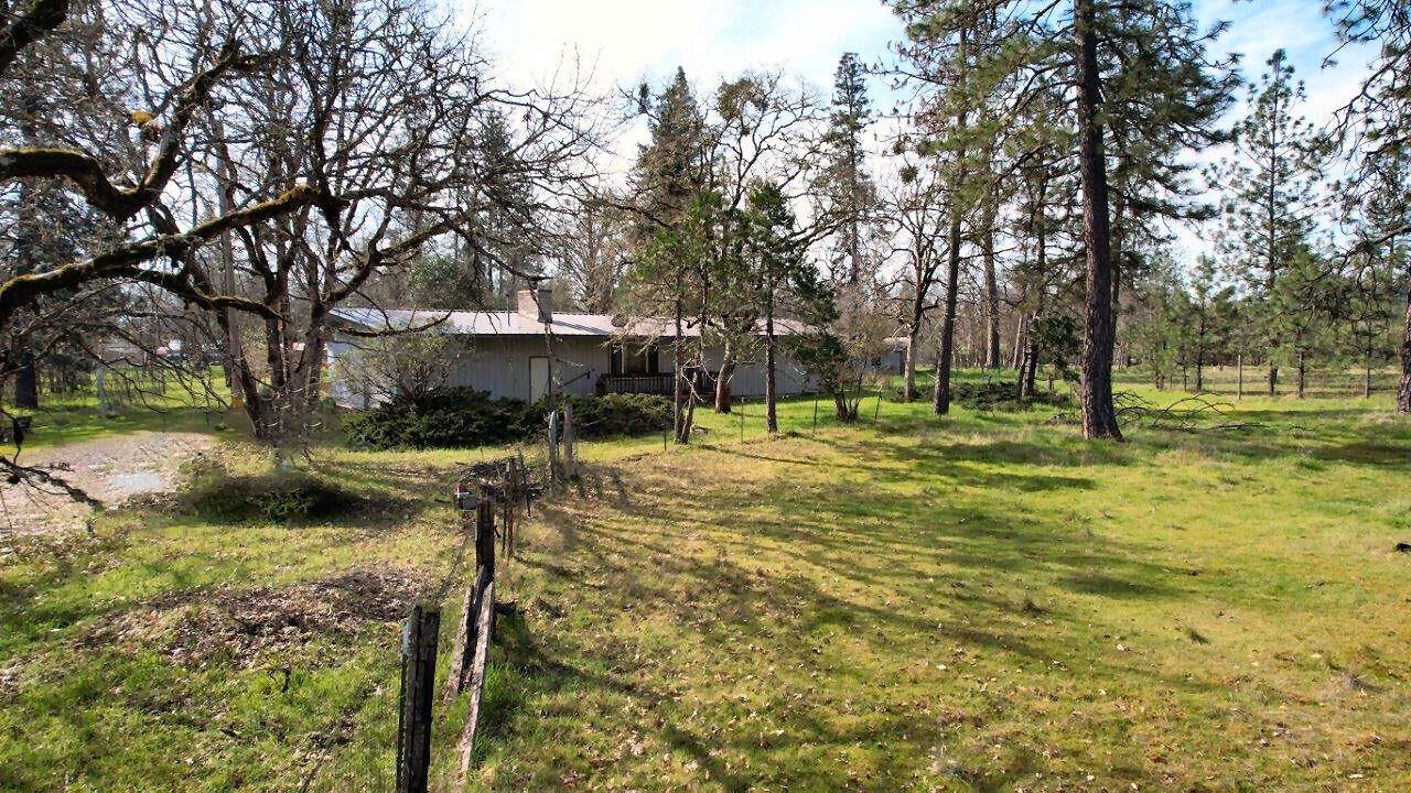 392 Bond Road Shady Cove, OR 97539 - Photo 35 of 42 BOND (9)