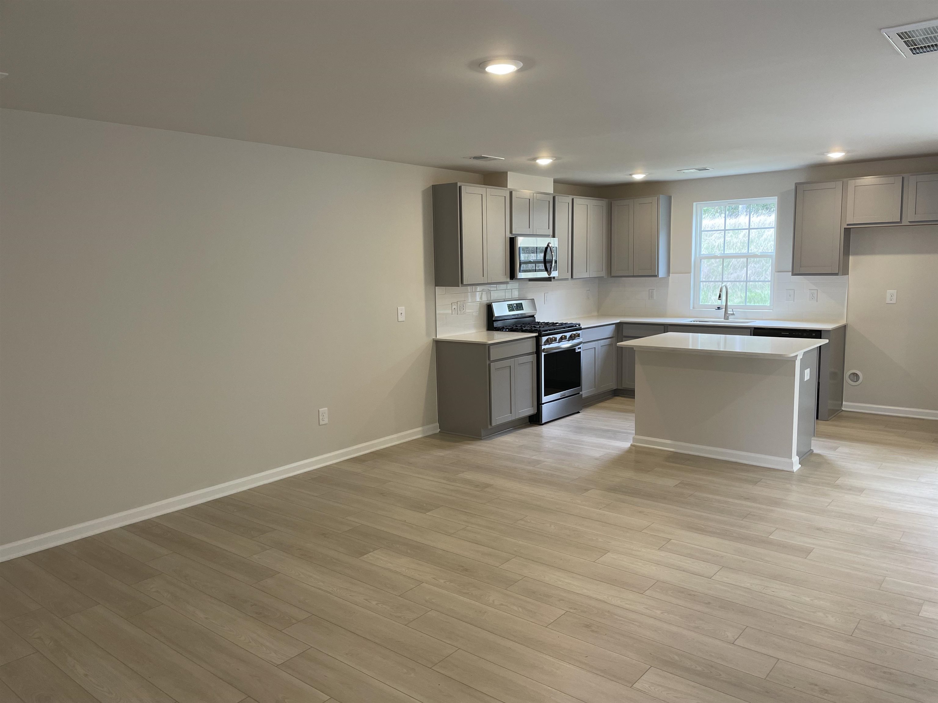 123 Tango Drive Clinton, SC 29325 - Photo 8 of 21