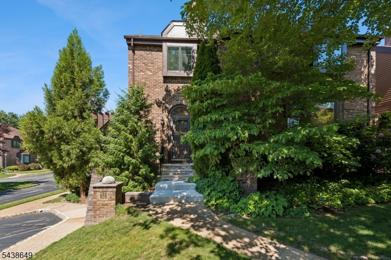 7 Christina Madison, NJ 07940 - Photo 1 of 35