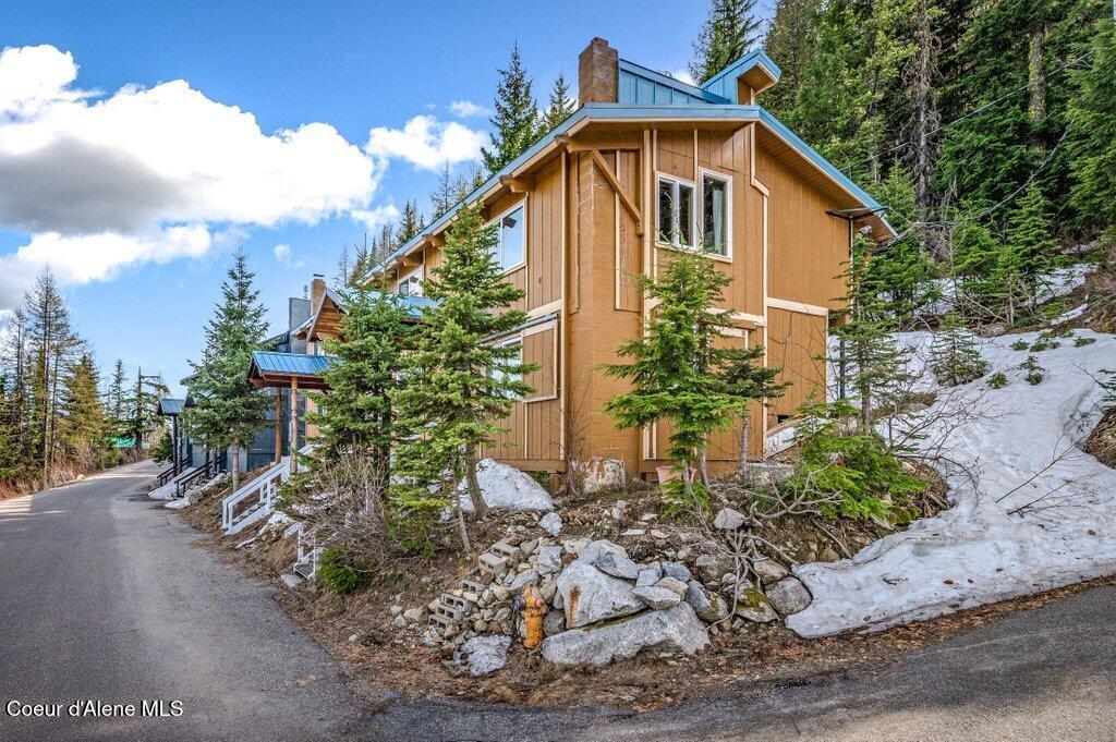 226 Mogul Hill Road Sandpoint, ID 83864 - Photo 7 of 24 Blue Beetle Building 3
