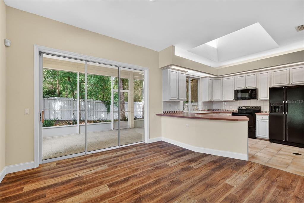10370 Southwest 51 Lane Gainesville, FL 32608 - Photo 11 of 34