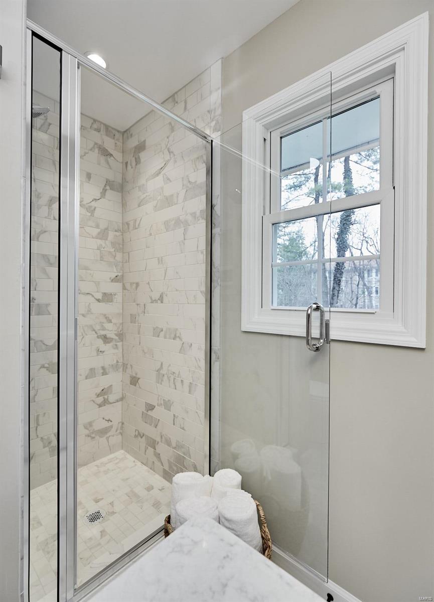 11961 Randy Drive St. Louis, MO 63141 - Photo 23 of 27 Gallery Image 23