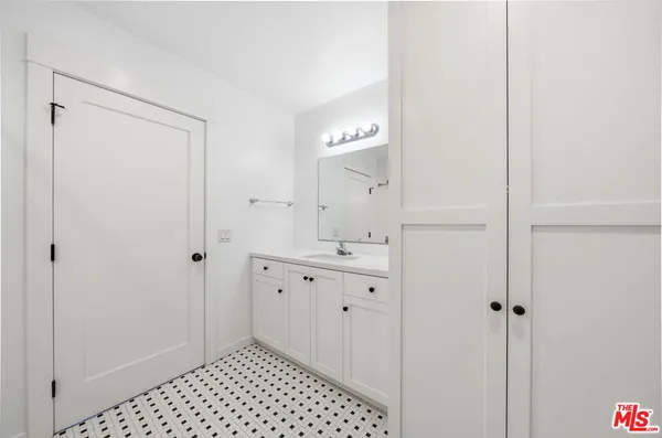 $3,200 | 1741 North Ave 46, Los Angeles, CA 90041