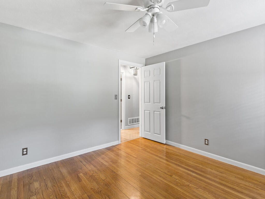 147 Moccasin Drive Warwick, RI 02889 - Photo 14 of 32 Bedroom 1