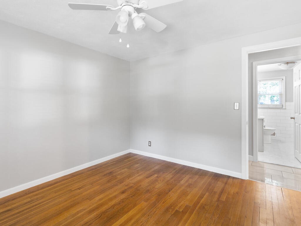 147 Moccasin Drive Warwick, RI 02889 - Photo 17 of 32 Bedroom 2