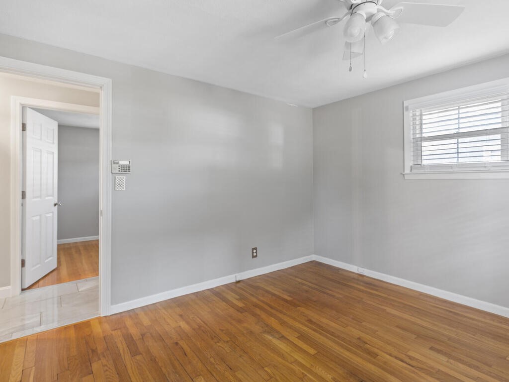 147 Moccasin Drive Warwick, RI 02889 - Photo 21 of 32 Bedroom three