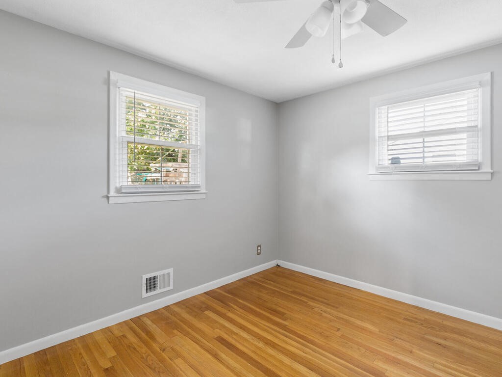 147 Moccasin Drive Warwick, RI 02889 - Photo 22 of 32