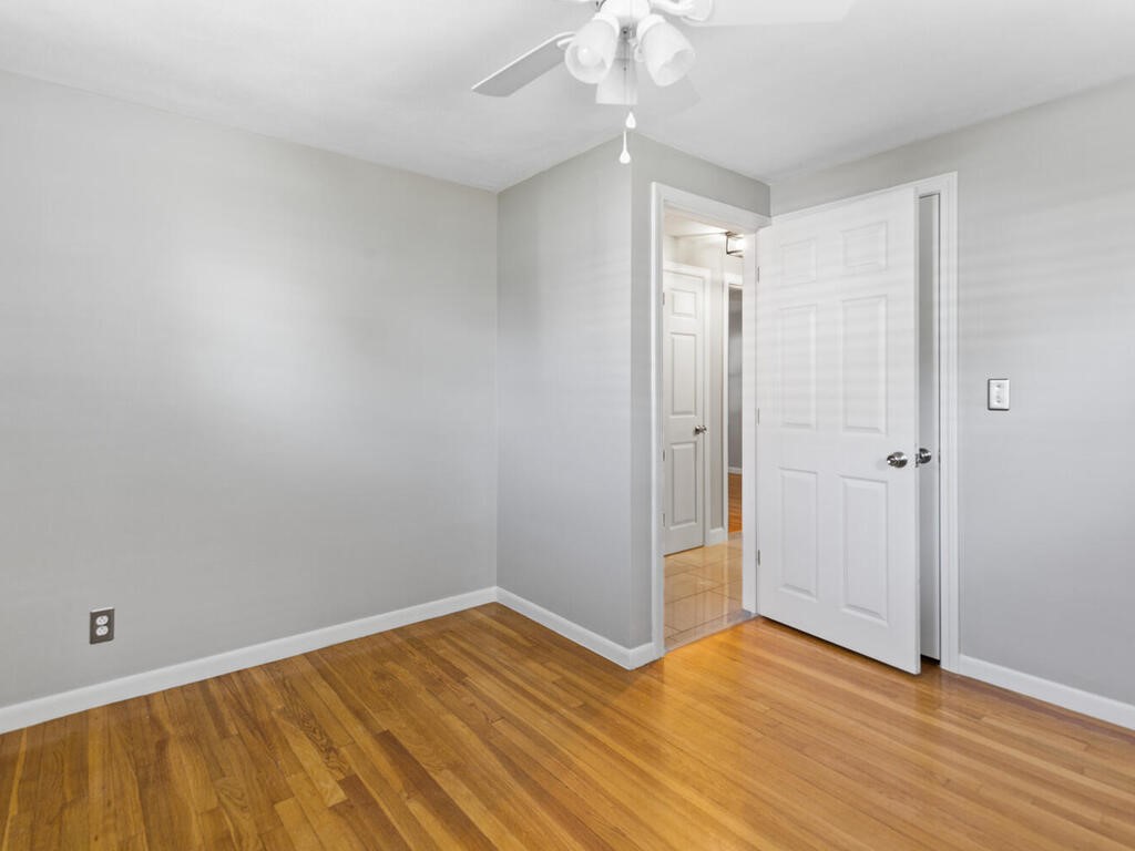 147 Moccasin Drive Warwick, RI 02889 - Photo 23 of 32