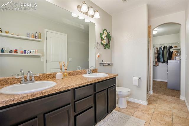 6298 Pilgrimage Road Colorado Springs, CO 80925 - Photo 11 of 24 Primary Bathroom
