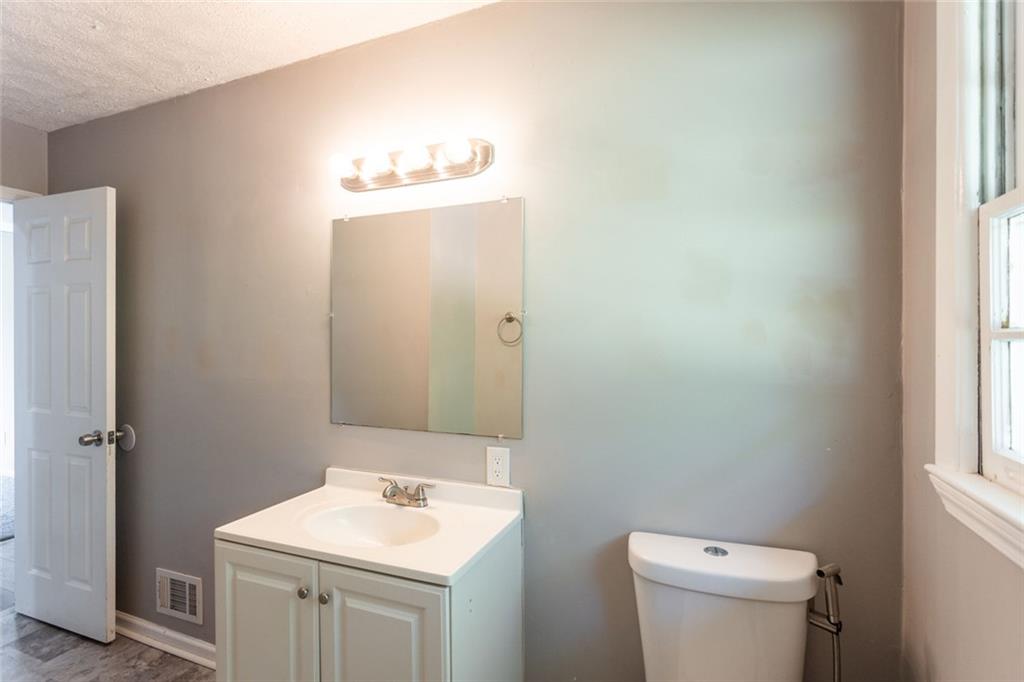 908 East Marable Street Monroe, GA 30656 - Photo 17 of 26