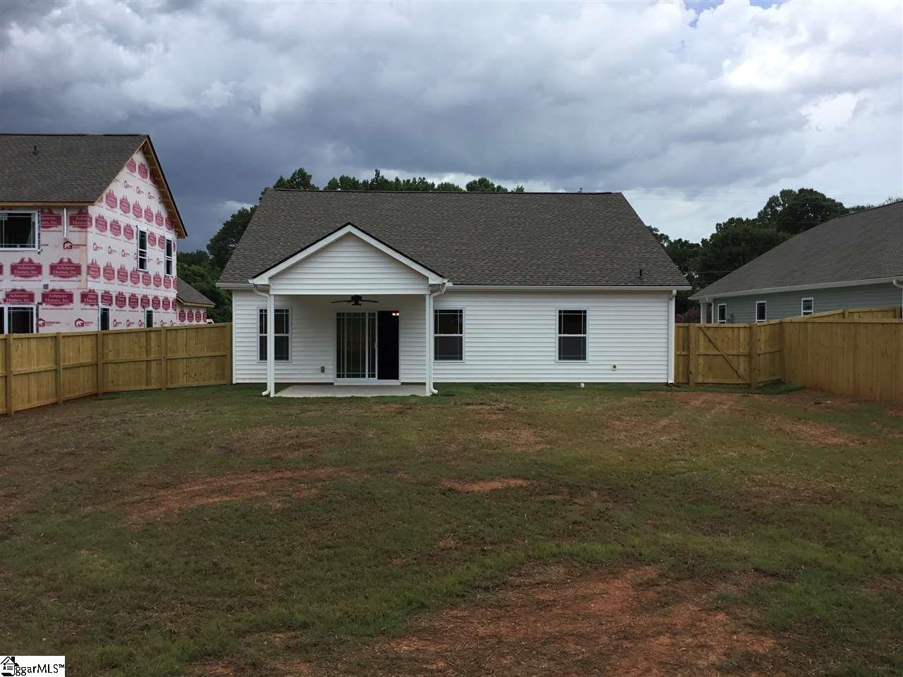 485 Berry Shoals Road Duncan, SC 29334 - Photo 28 of 33