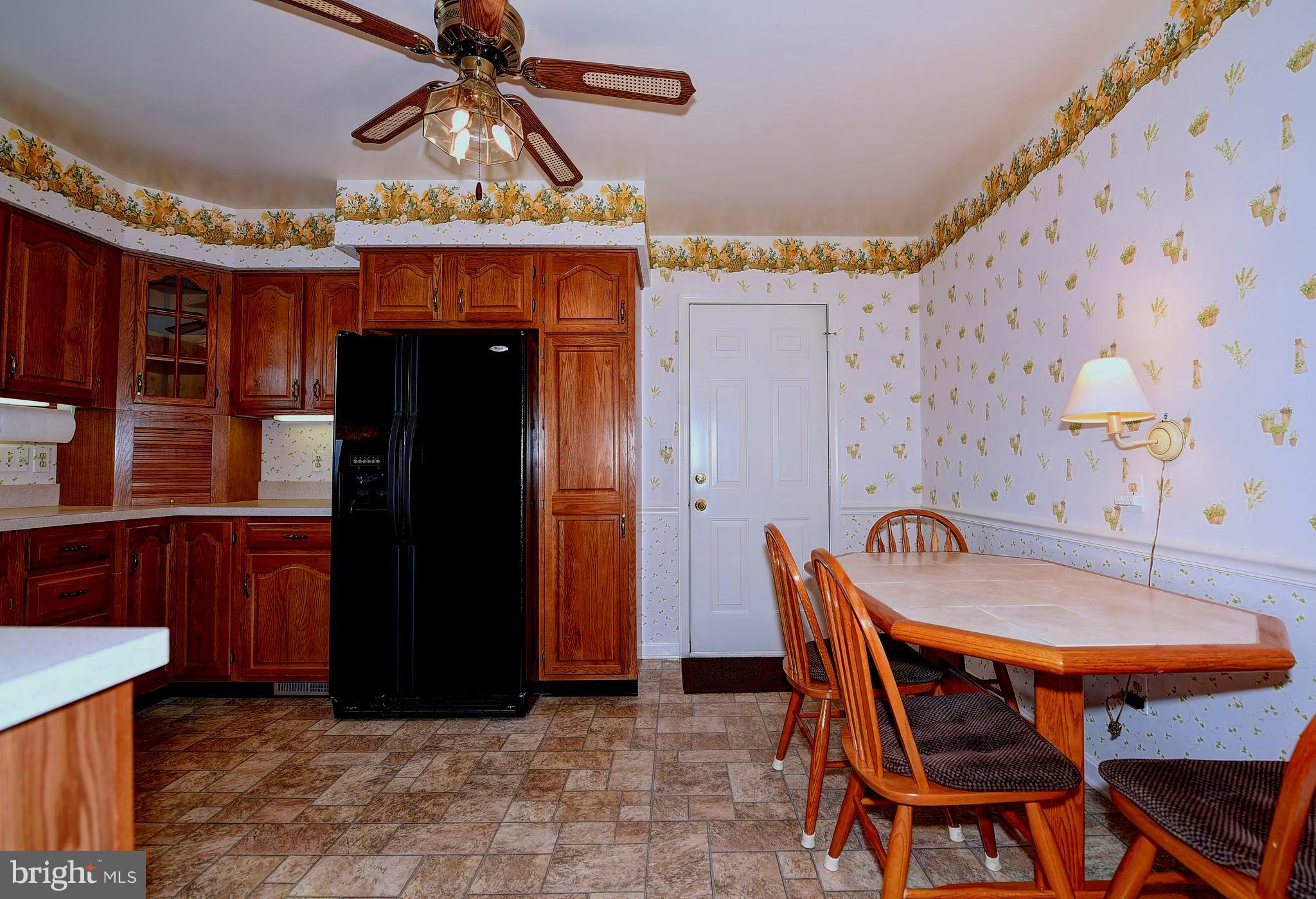 2505 Perring Woods Road Baltimore, MD 21234 - Photo 13 of 44 14 x 11 Kitchen w/Entry from Garage
