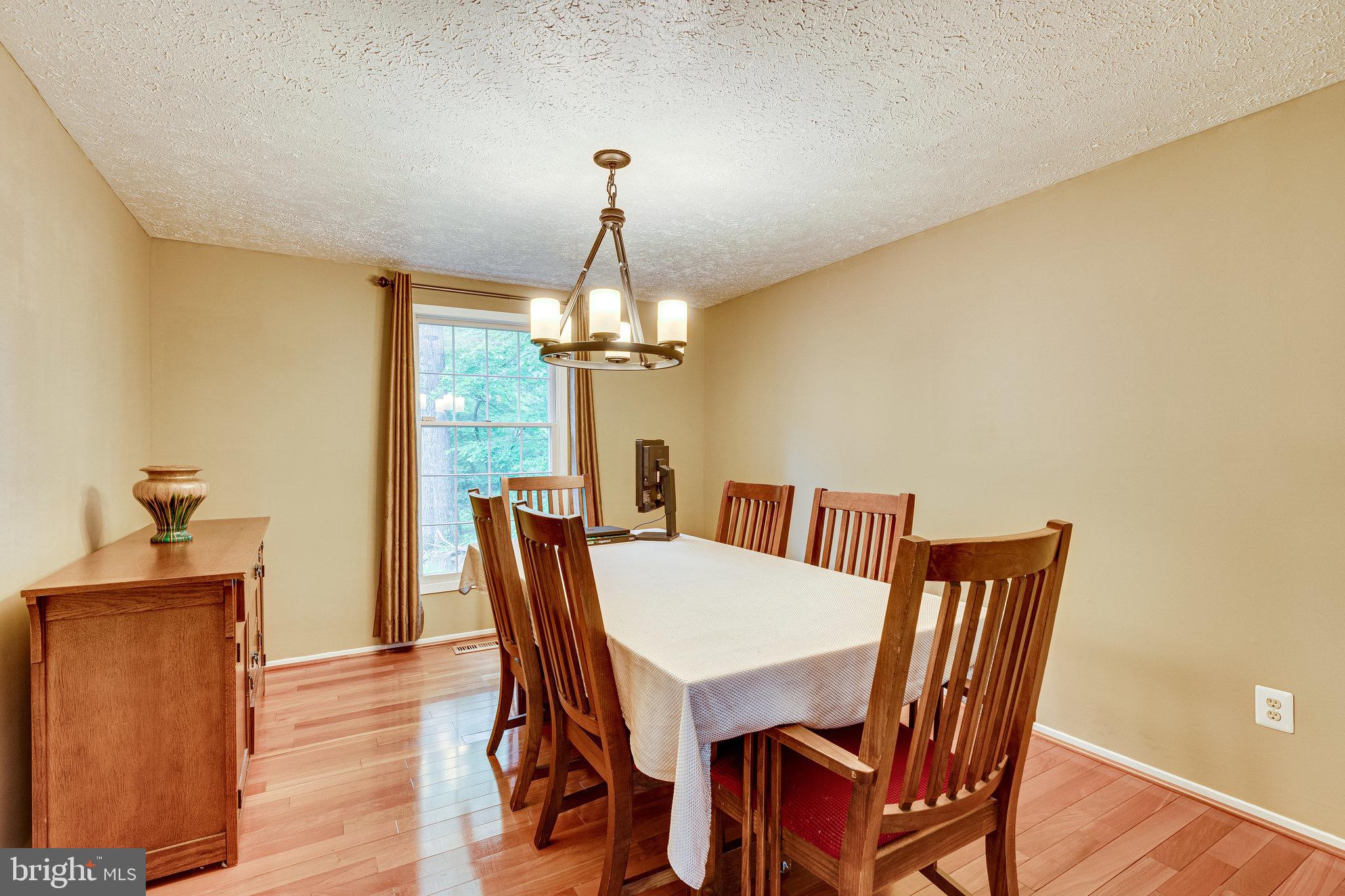 12325 Panama Road Reston, VA 20191 - Photo 5 of 25