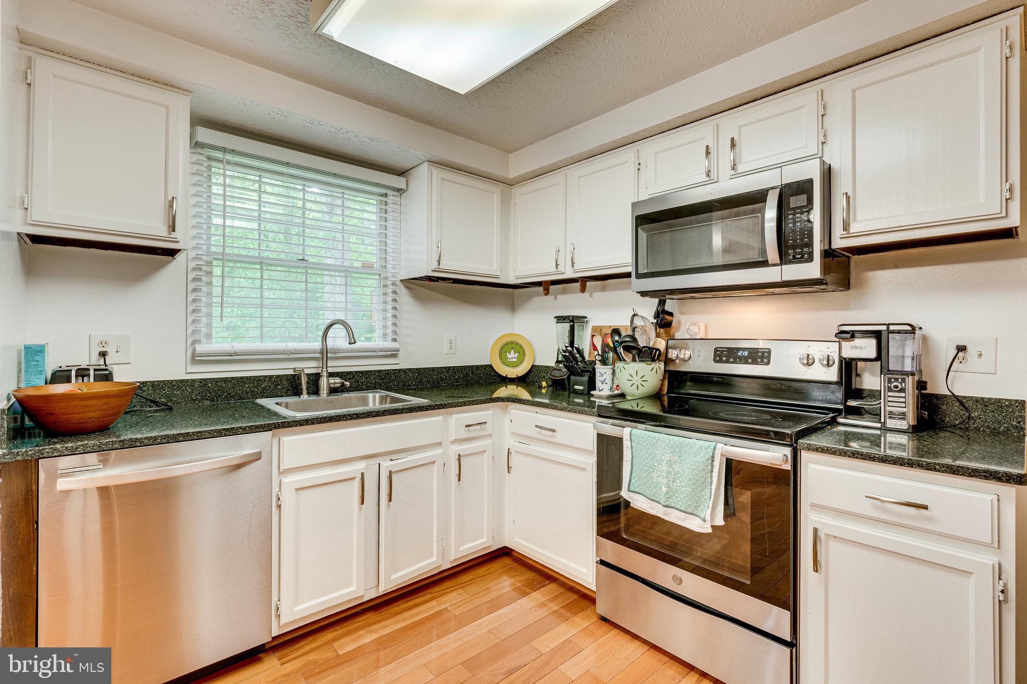 12325 Panama Road Reston, VA 20191 - Photo 8 of 25