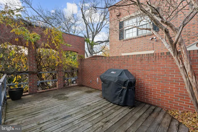 $2,200,000 | 901 26th Street Northwest, Washington, DC 20037