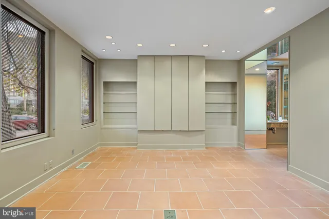 $2,200,000 | 901 26th Street Northwest, Washington, DC 20037