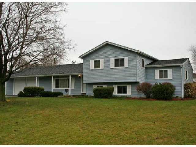 321 Wildbriar Road Henrietta, NY 14623 - Photo 1 of 1