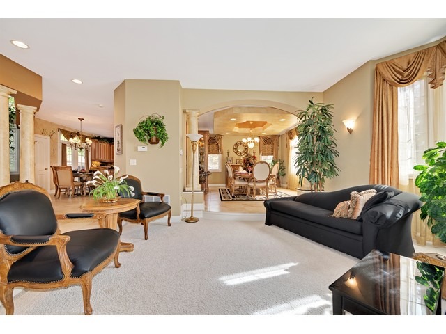 1415 Tyrell Avenue Park Ridge, IL 60068 - Photo 14 of 25 a living room with furniture and a large window