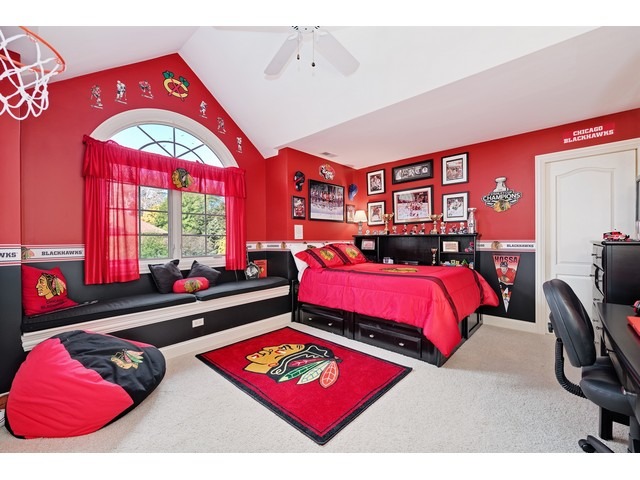 1415 Tyrell Avenue Park Ridge, IL 60068 - Photo 22 of 25 a bedroom with bed and a large window