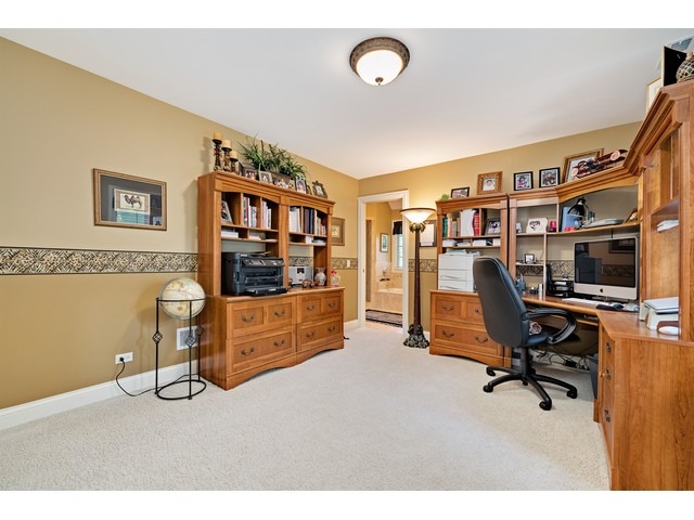 1415 Tyrell Avenue Park Ridge, IL 60068 - Photo 23 of 25 a view of a workspace with furniture