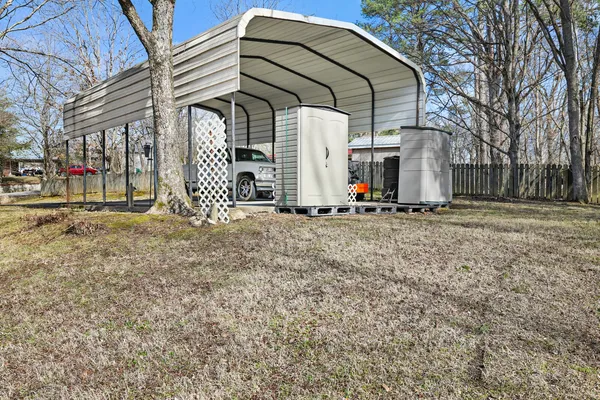 $415,000 | 498 Highway 100, Centerville, TN 37033